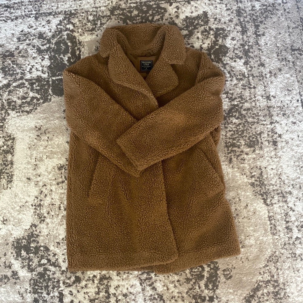 Abercrombie & Fitch teddy bear coat size medium